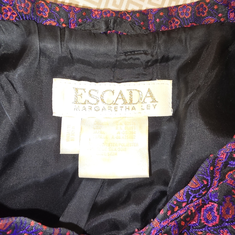VINTAGE LUXURY ESCADA TUNIC BLAZER - Picture 2 of 6